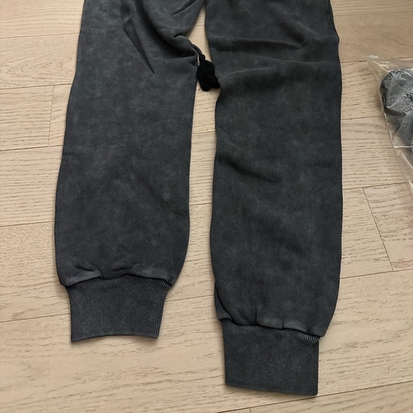 NWT Something Navy Paper bag sweatpants - Picture 7 of 14